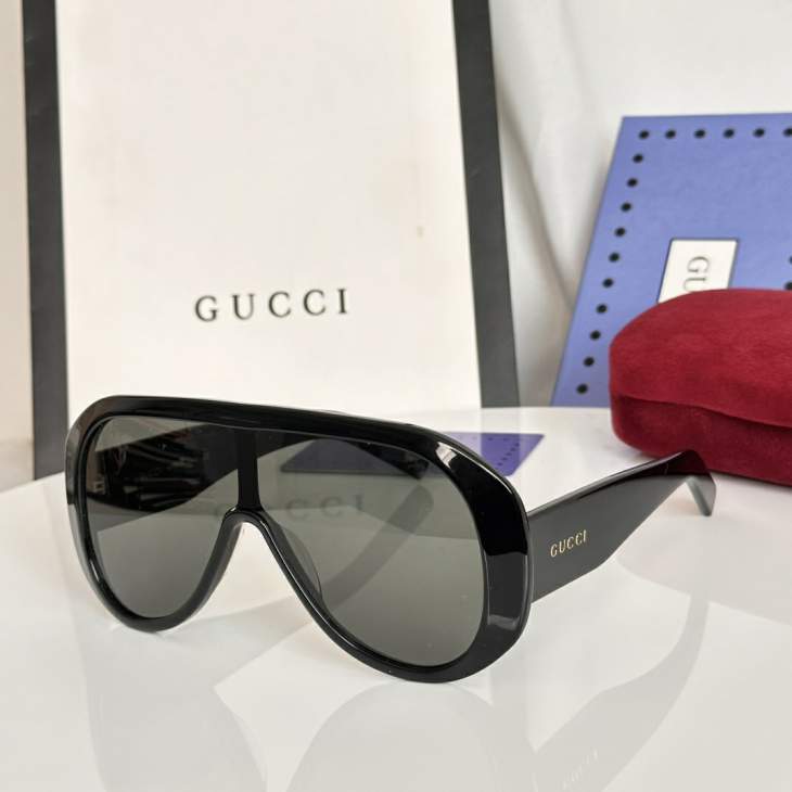 Picture of Gucci Sunglasses _SKUfw79478918fw